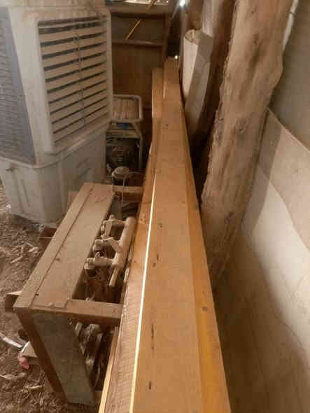 خشب الواح عدد ٢٥ لوح
نظيفات غير مستخدم
اشتريته اسوي ديكورات للبيت وزاد منه هذه القطع 
الموقع بغداد غزالية
قيم وأخذ ***********
