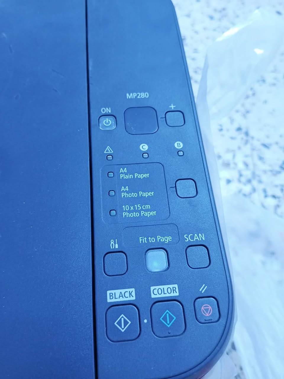 سلام عليكم هاي طابعة 🖨مابيه شي والله العظيم جديده كلش بجيس بس عوزه كارتجات ملون وانه مااحتاجه للبيع150


**إذا كنت صاحب هذا الإعلان وتريد حذفه لأي سبب، رجاءا أرسل رسالة إلى الدعم الفني**