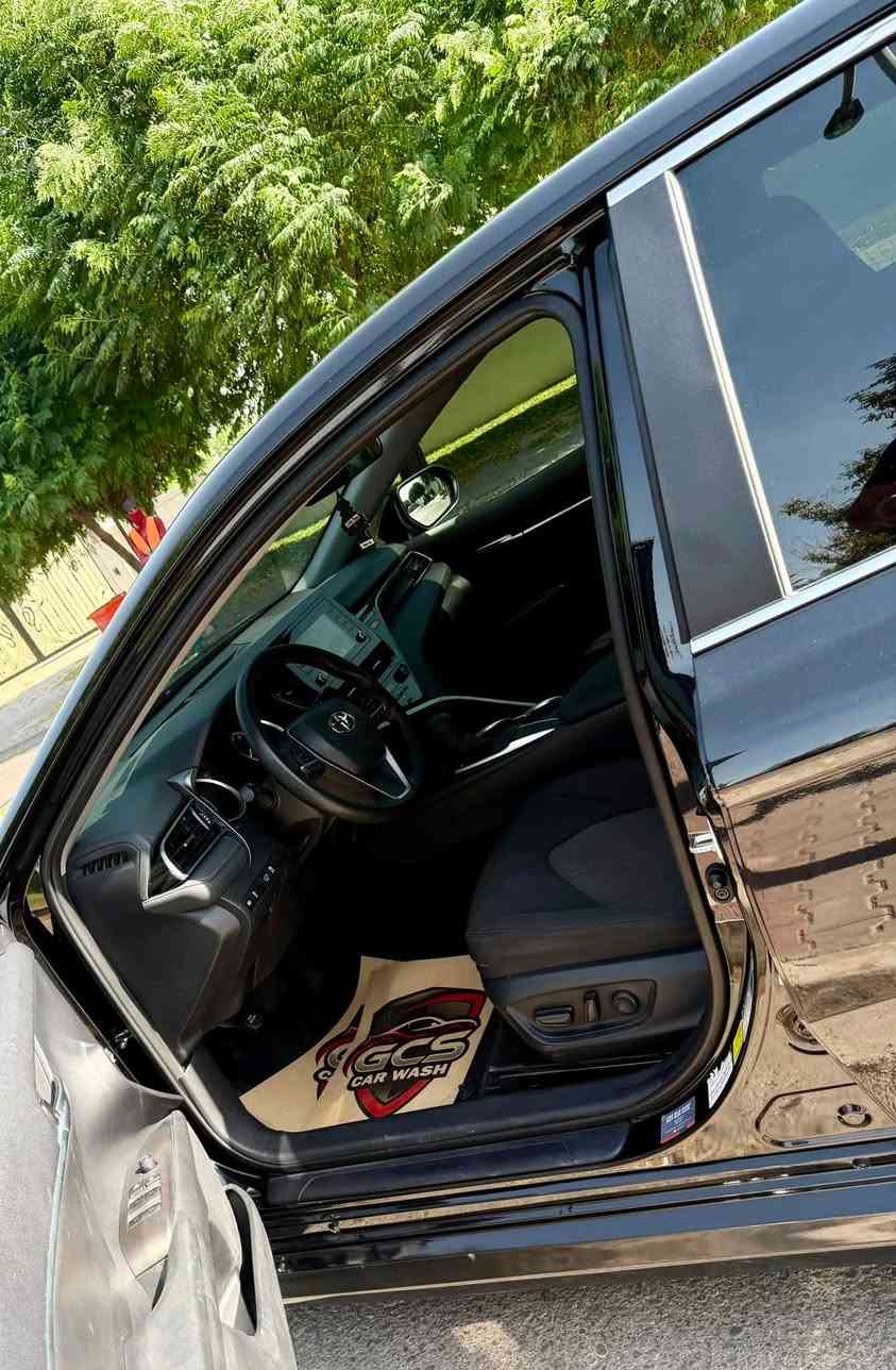 Camry 2024 LE
محرك ٤ سلندر ٢٥٠٠
تحكمات ستيرن
مودات قيادة
كشن كهرباء
لايتات زنون
ويل كروم
رادار امامي وتحديد مسار
شاشة جبيره لمس ايباد 
كامرة دوارة
كروس سرعه

***********  واتسب متواجد
