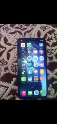 آيفون ١١ برو ماكس • ٢٥٦ • مبدل شاشة