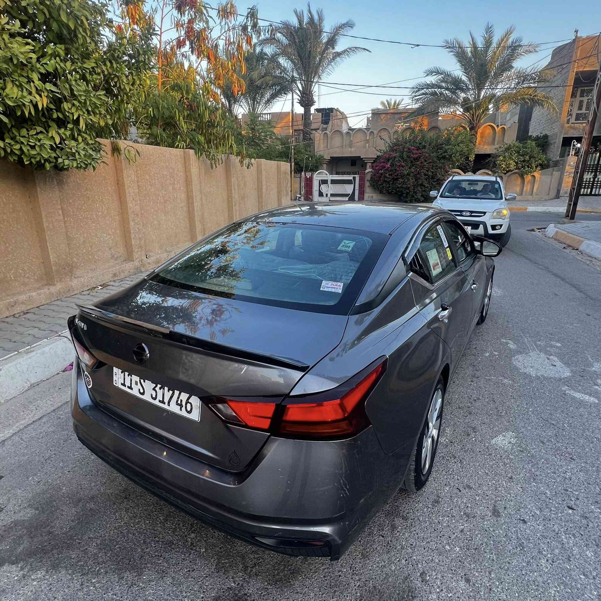 🚗 السلام عليكم …للبيع نيسان ألتيما. موديل2022 فئة S
للبيع نقداً فقط بدون مراوس وبدون اقساط ..وارد أمريكي / رقم بغداد   بأسمي شرط التحويل  رقم الدولي الجديد هزه وفحص وسنويه وارقام كله جديد … ماشيه 39 الف
محرك مكفول مسوي ادامه كامله حتى الزيت جديد🔧 برغي ممفتوح بي / كير مكفول ونفس الحاله مبدل دهن اصلي وكاله
صدر مكفول تبريد الا ثلج شرط  
 حادث السياره خلفي بالجنطه والچامرلغات الخلفيه    بدون ارباك … والباقي كفاله من الصبغ والتبديل 
  سونار بيها  جديد اني مسوي صفاح موس مكفوله كفاله عامه    
مواصفات السيارة S معروفه شاشه وسطيه  وكاميرا خلفيه. 
 رادار امامي وتوقف ذاتي كروس سرعه تفاعلي بصمة صندوگ بصمة بيبان وتشغيل بصمه  وتشغيل عن بعد محرك 2.5 لتر / 4 سلندر اقتصادي وقوي تنفس طبيعي 
بلوتوث و USB  
سستم كامل سبورت رياضي 
نظام سبورت 
نظام أمان حديث (ABS / Airbags)
تصميم أنيق ورياضي بلون رصاصي غير محدد(فيراني)      
سيارة كاملة تجي تفحص وتشوف بعينك كعدتها حلوه تخبل وبدون نقص ولا مصرف   سعر128 وبيها مجال للشراي وبالعافيه ع الياخذها ومناسبه جداً جوه السوگ واحله من الصور الله شاهد  .. 
مكان السياره ديالى بعقوبه  التحرير
***********
