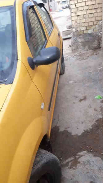 السلام عليكم رينو لوكان ٢٠١٠كلش نضيفة بسمي تبريد ثلج كير ومحرك فرنسي مكفول بدون ضربة ولا صبغ عدى الدوسات مراوس بسمد خصوصي ترهم مرشوشة ***********
