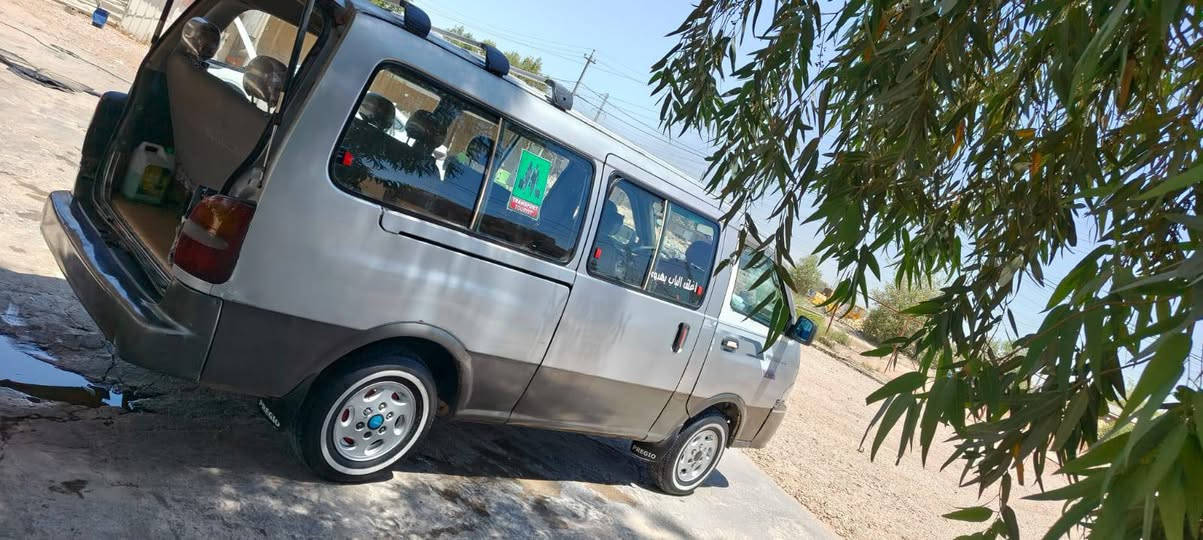 سلام عليكم بريجو 2002
مكينه وكير واكسن مكفولات 
حداديه وتخم تاير جددد 
كهربائيات كلهه شغاله 
غرفه جديده مصفره هيﻲه ومرور 
مكان نجف السعر 75
***********
