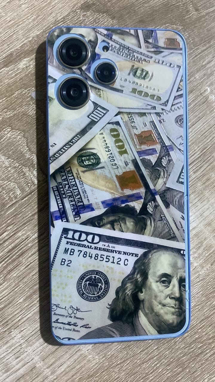 السلام عليكم 
جهاز للبيع Redmi12 جهاز حلو ونظيف ماداخل صيانه ذاكره 256 بطاريه 5000
السعر 90 وبي مجال 
خاص/الرقم ***********
