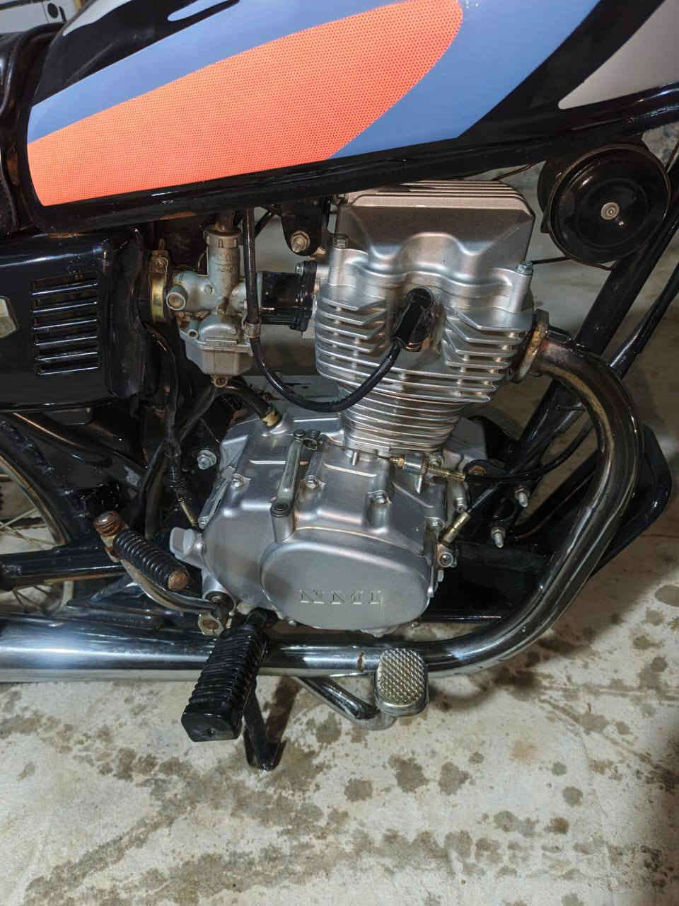 السلام عليكم دراجه ايراني شلامجه موديل 2024طلعتهه من الوكيل قبل 4اشهر 2026سعرها مليونين و150وبيهه مجال اللوحه اربيل رقم وسنويه عنواني البصره الدراجه كفاله عامه  ***********
