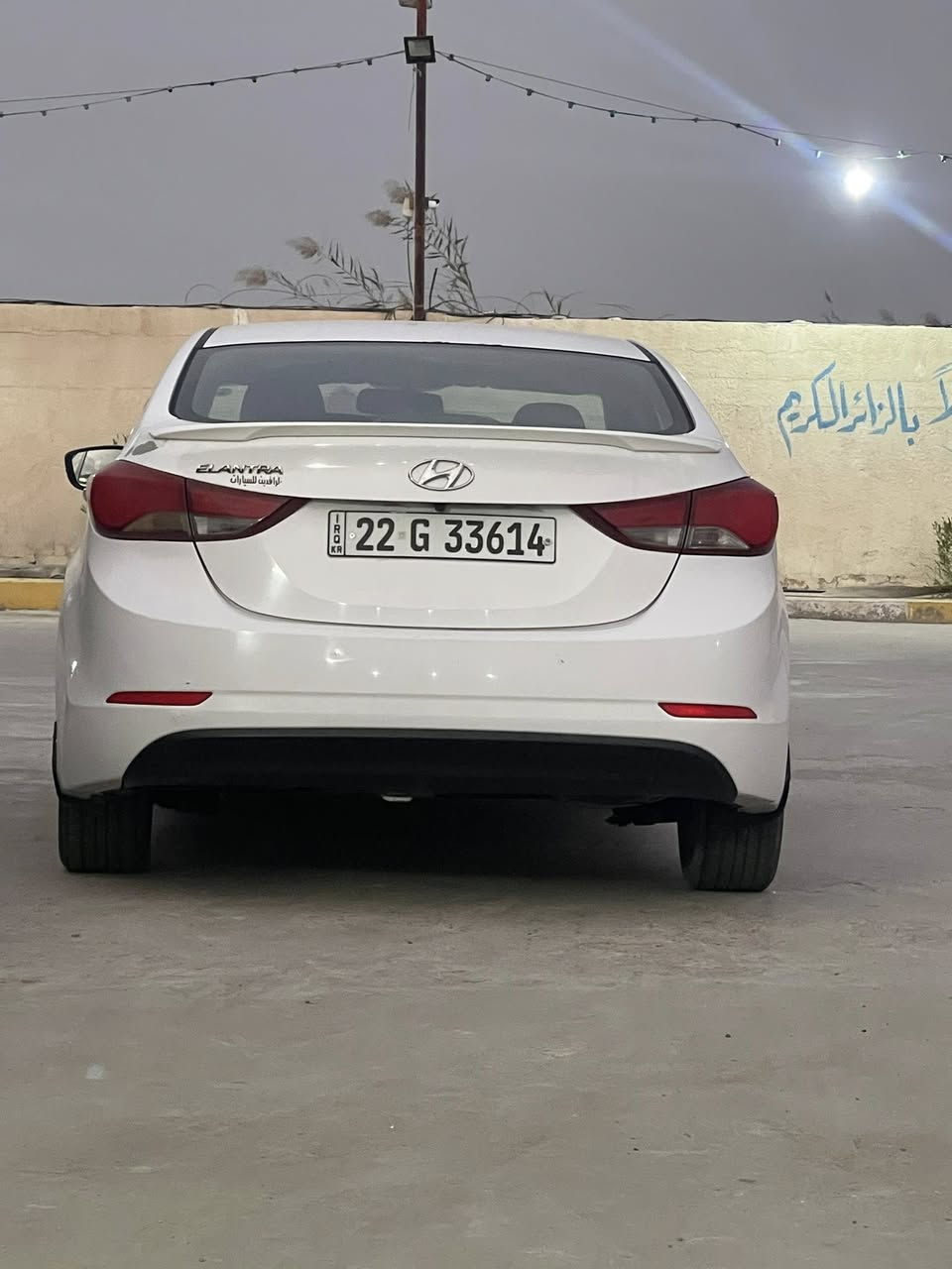 السلام عليكم النترا 2014 شكل 2016
السياره نضيفه كلش بدون حادث بيه شخط في الجاملغ الخلفي وبارد صفير جدا في قبق الجنطه 
المحرك مجفت جديد بوضع جيد جداً 
الكير سليم 
الداخل نضيف 
الموصفات إشارة وتحكمات ستيرن والتبريد والتدفئة شغال
المسافات المقطوعه 390كم
العنوان بغداد الرقم أربيل 
السعر 12000$ وبيه مجال 
للاستفسار ***********
