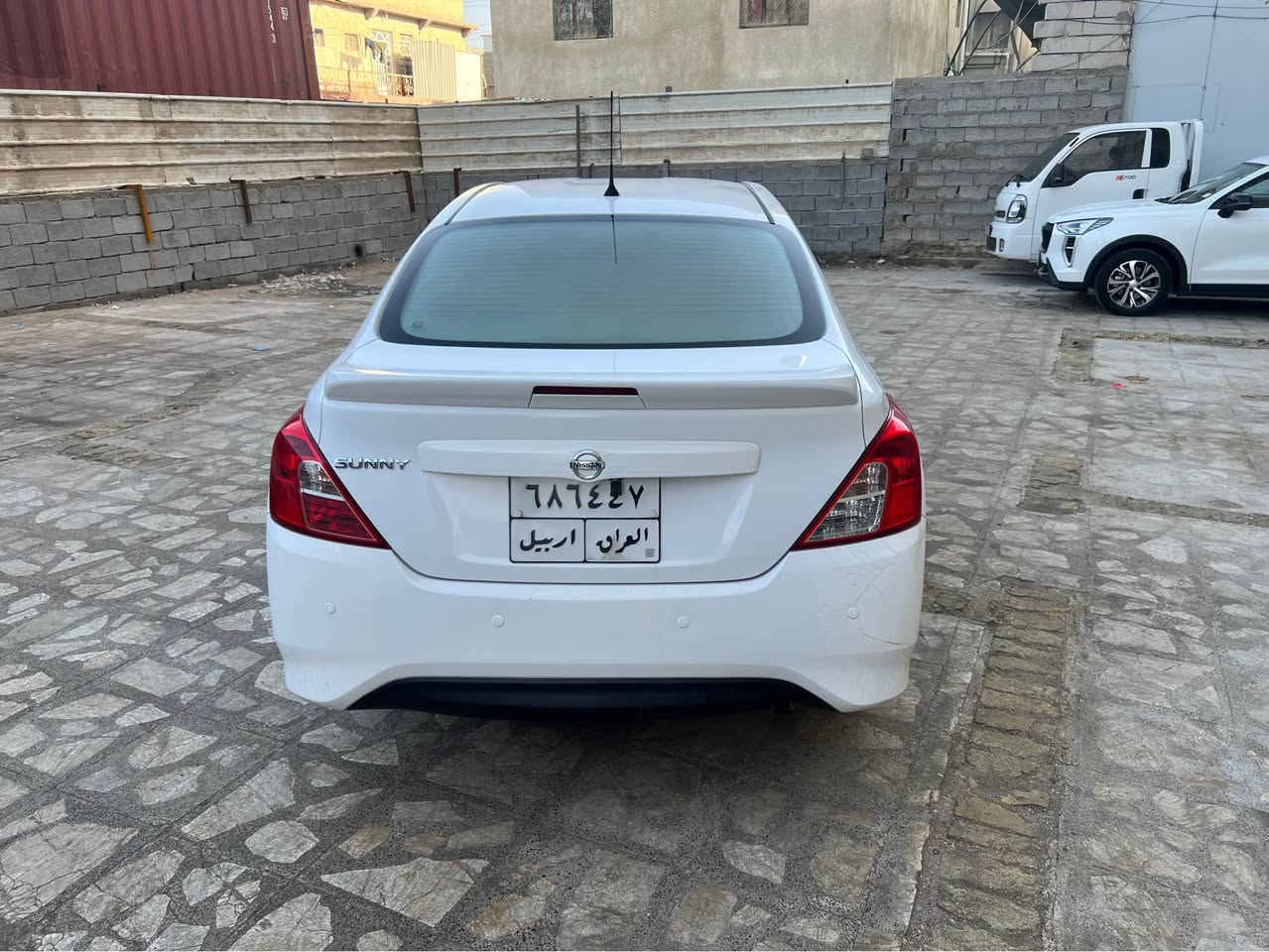 سلام عليكم للبيع نيسان صني مديل ٢٠٢٢شاشه كامره تحكم سترين حاكيه حساسات خلفيه يدات نيكل مواصفات صني حلوه ماشيه ١٠٠ ستخدام شخصي تخم تاير جديد مانقصهه اي شي مكينه وكير حداديه تاير  جاهزه احله من صور رقم اربيل اتريد تحويل او وكاله مضمون سياره لاصبغ لا تبديل لافتح  بيه ضربه بالدوسه كلش بسيطه  باقي كفاله مكاني بالبصره شط العرب رقم *********** سعر ١١٥ Singapore
