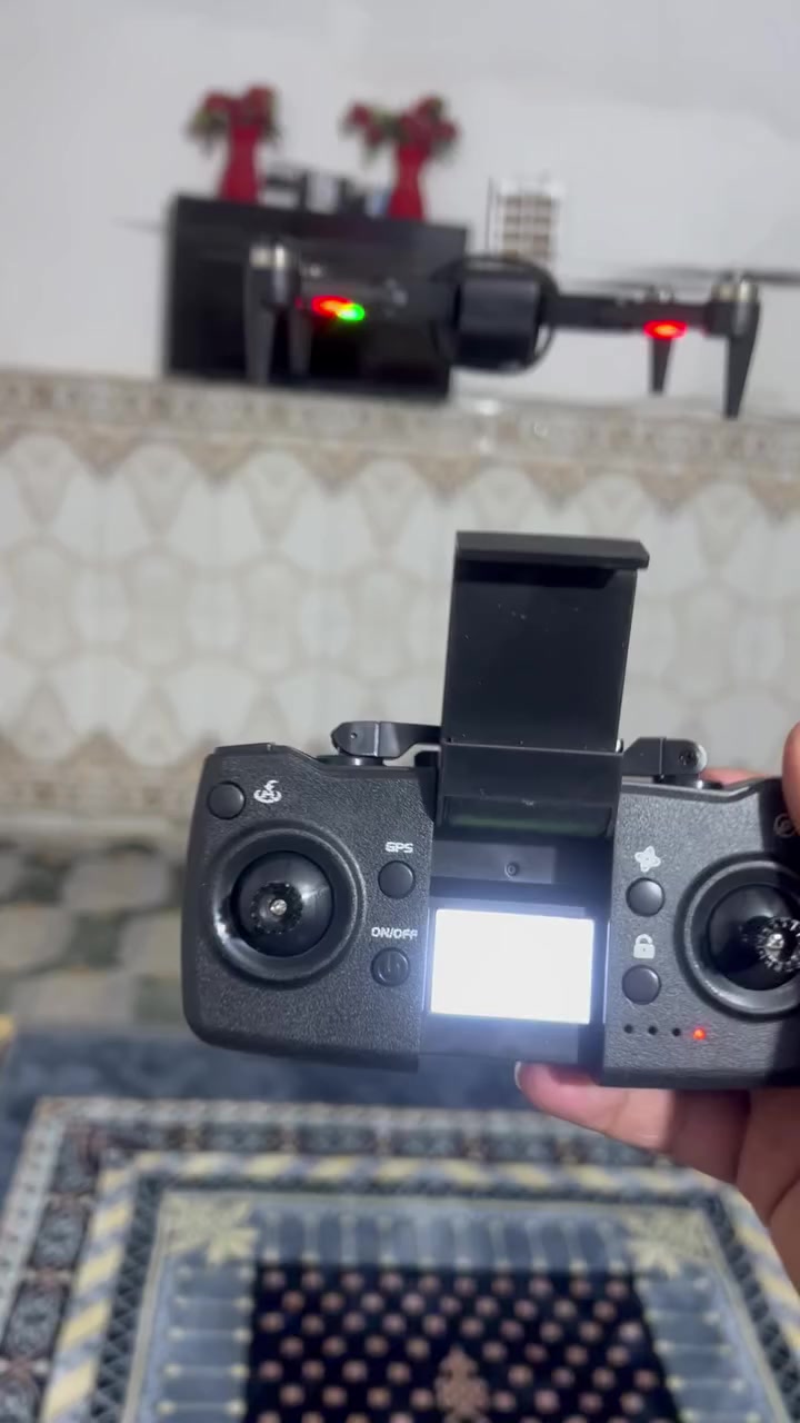 السلام عليكم شلعه ادرونات وحده منه كمبل
وسياره احترافيه
ثلاثه ادرونات L900
ادرون RG101pro كمبل فول
GT3
جطل سياره
وكامره كوبرو ضد الماء
وطابعه استيكرات توصيل موجود
مكان ناصريه حي الشهداء يم بانزين خانه مال المهندس توصيل ***********
