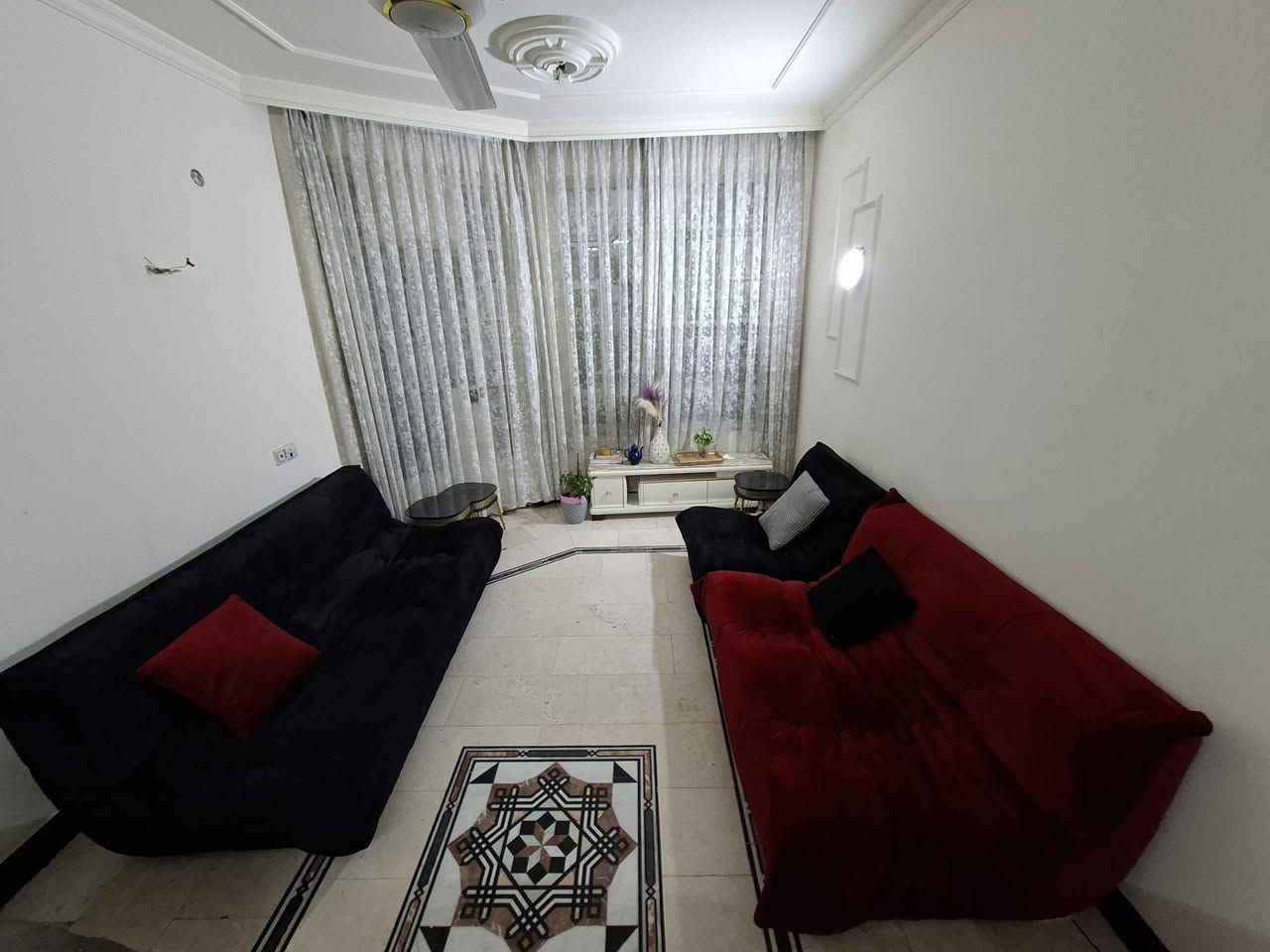 مقاعد قنفات مودرن 6 مقاعد..بلونين مميزات وحده لون اسود ٣ مقاعد ولون احمر وحده لمقعدين ..وقنفه لمقعد واحد لون اسود..
تباع ٦ مقاعد بدون ملحقات بسعر مناسب جدا
المكان بغداد الدوره بغداد, العراق


**إذا كنت صاحب هذا الإعلان وتريد حذفه لأي سبب، رجاءا أرسل رسالة إلى الدعم الفني**