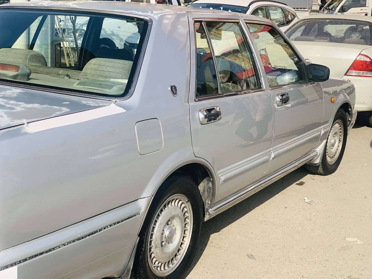 سڵاو سدریک 2001 سەیارەکە دەعموو لێدراوی نیە بەس تۆزێ کاڵ بوونەوەی هەیە  بەشەرتی گێڕوو مەکینە لەسلێمانیم تایەی تازە سەنەوی بەسەر چوە  نرخی 42 گەڵاو معامەلەیەکی برایانە ژ.م ***********
