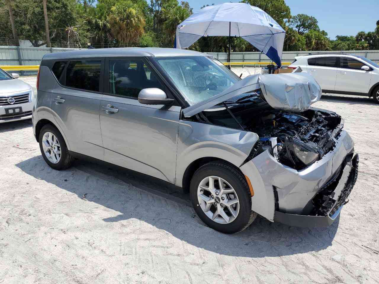 حاليا بالعقبه تباع كتاب شهداء
او حره بدون تصليح 
 
كيا صول 2025 

ماشيه 700 ميل زيرو 

حادثه كما موضح بالصور 

4 ايام وتوصل العراق

لاستفسارات العامه 
‭0783 853 4606‬
او واتساب 
‭0783 216 0135‬
