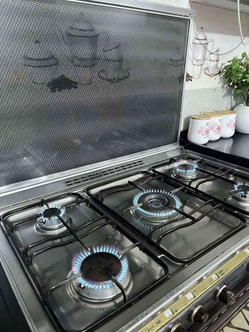 طباخ كريازي نضافه فول مبي اي ضرر 
السعر ٣٠٠


**إذا كنت صاحب هذا الإعلان وتريد حذفه لأي سبب، رجاءا أرسل رسالة إلى الدعم الفني**