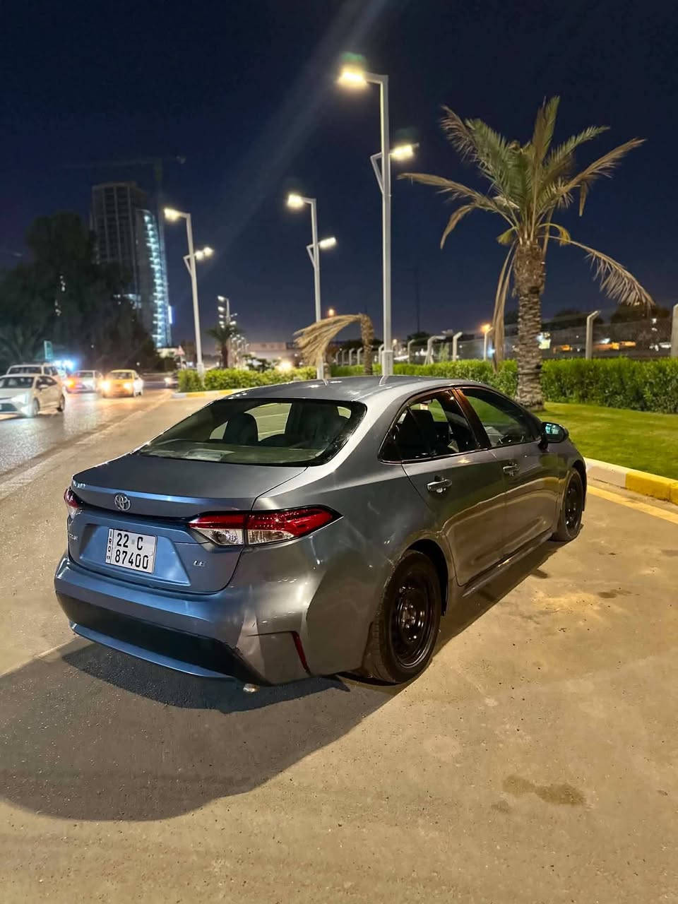 🚘 تويوتا كورولا 2021 وارد أمريكي
• المحرك: 1.8 لتر 4 سلندر  
• ناقل الحركة: أوتوماتيك CVT  
• نظام الدفع: أمامي FWD  
• استهلاك اقتصادي ممتاز للوقود  
• شاشة + كاميرا خلفية  
• تحكم بالمقود  
• تشغيل بصمة / مفتاح ذكي (حسب الفئة)  
• حساسات وميزات أمان متعددة  
• تبريد ممتاز ومقصورة مريحة  
• جنوط رياضية (حسب الفئة)  
• السيارة نظيفة وجاهزة للاستخدام
ماشيه ١٣٥ الف
حادثها بابين مبدل وترويج ب قماره من الشحن

للاستفسار أكثر راسلنا خاص 📩
***********
