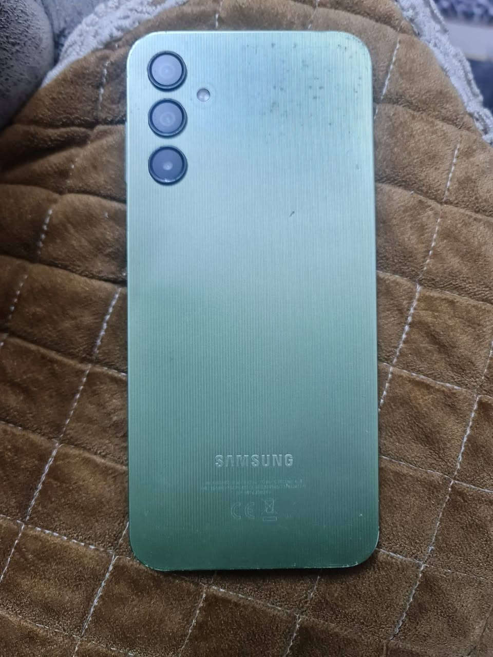 السلام عليكم مبايل A14ذاكره 128بطاريه 5000دبل سيمكارت جهاز مكفول من كلشي سعر 110مكان الجسر الدوار مال التاجي رقم ***********
