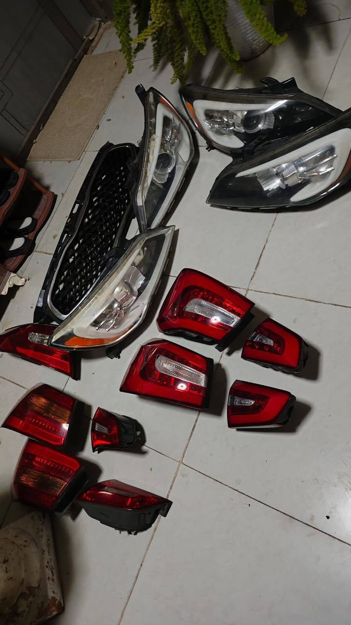 على بركة الله @إشارة
كل ما يخص الازيرا ، الكادينزا 
للاستفسار ***********
