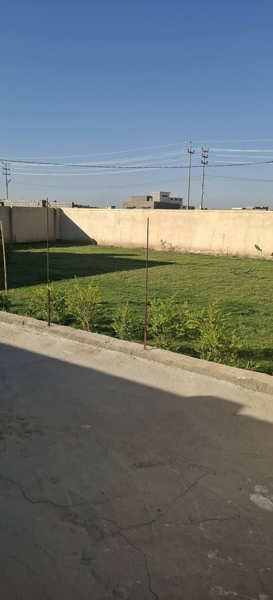 اللهم صلي على محمد والي محمد ( قطعه ٤٠٠ متر البيع عنوان الورديه مقابل فرع البعليان شارع سبيس طابو زراعي سند ٢٥ عرض الشارع ١٠ متر القطعه ركن  السعر ٩٥ مليون هاذه  رقم ***********
