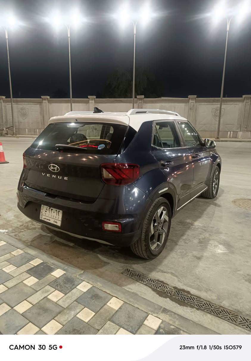 ألسلام عليكم للبيع هونداي فينو مديل 2022
فول مواصفات تو كلر 
بدون ايرباك
☑️محرك دوش   
☑️بصمة تشغيل+أبواب تشغيل عن بعد                                 الد امامي خلفي. زنوان بلادي 
☑️شاشة ايباد كبيرة تدعم كار بلي +gps
☑️كاميرا دواره
☑️3 انضمة قيادة
☑️نقاط عمياء بالمرايه 
☑️تبريد شاشة + شاحنة والير ليس. 
🦼كشن تطريز جلد بلاد الدشبول مطعم حبري 
☑️رادار خلفي
☑️فول تحكم استيرن
☑️تحديد مسار تنبهك عند الخروج عن المسار توقف ذاتي
☑️حساس تايرات
 ☑️ويل كب 
☑️شاشه لتحديد العطلات 
مكان السيارة بغداد
السعر 120 وبي مجال الطيبين
صور حادث موجوده بدون دواخل ابد 
***********
