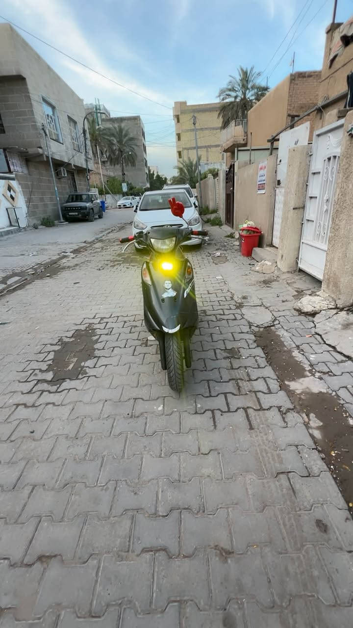 السلام عليكم دراجه ادرس ياباني 120 تايرات جدد استاند حساس نضيفه كلشي مابيه السعر 250 الف وبيه مجال للاستفسار الرقم:***********
