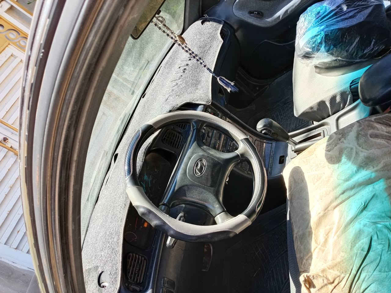 سوناتا للبيع موديل 94 كير محرك مكفول من التنقيص والتبخير  رقم ديالئ بسمي السعر 43 السنويه لحد 2030 مكان بعقوبه  ***********
