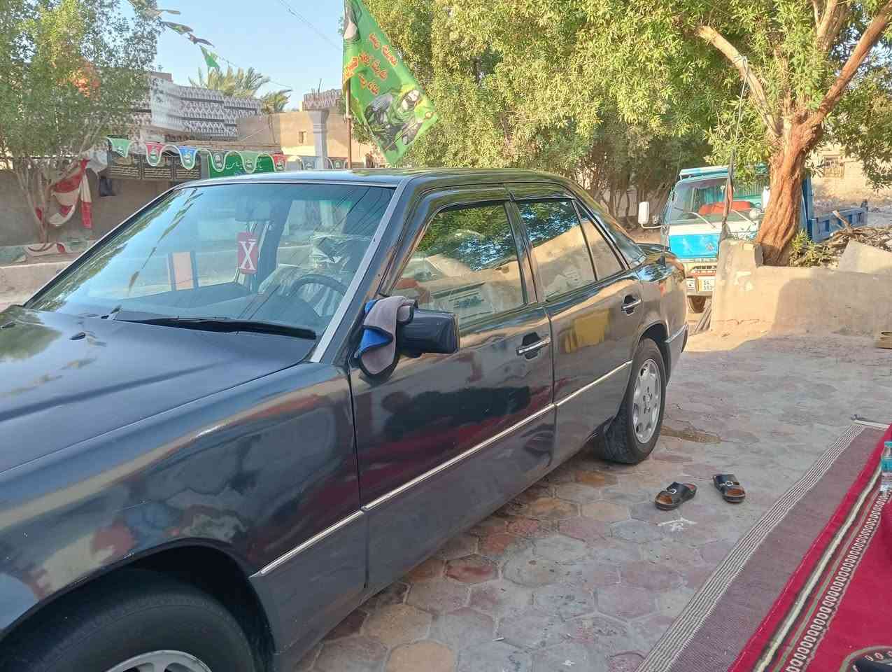 سلام عليكم مارسدس دب مكينه 2500 سياره كفاله عامه مكينه كير تخم تاير تبريد كله جديد وشرط سياره مصبوغه جماليه اثر جراد سياره كلش نضيفه رقم نكليزي باسمنه مكاني ذي قار قضاء الفهود السعر 60 وبيه مجال ***********
