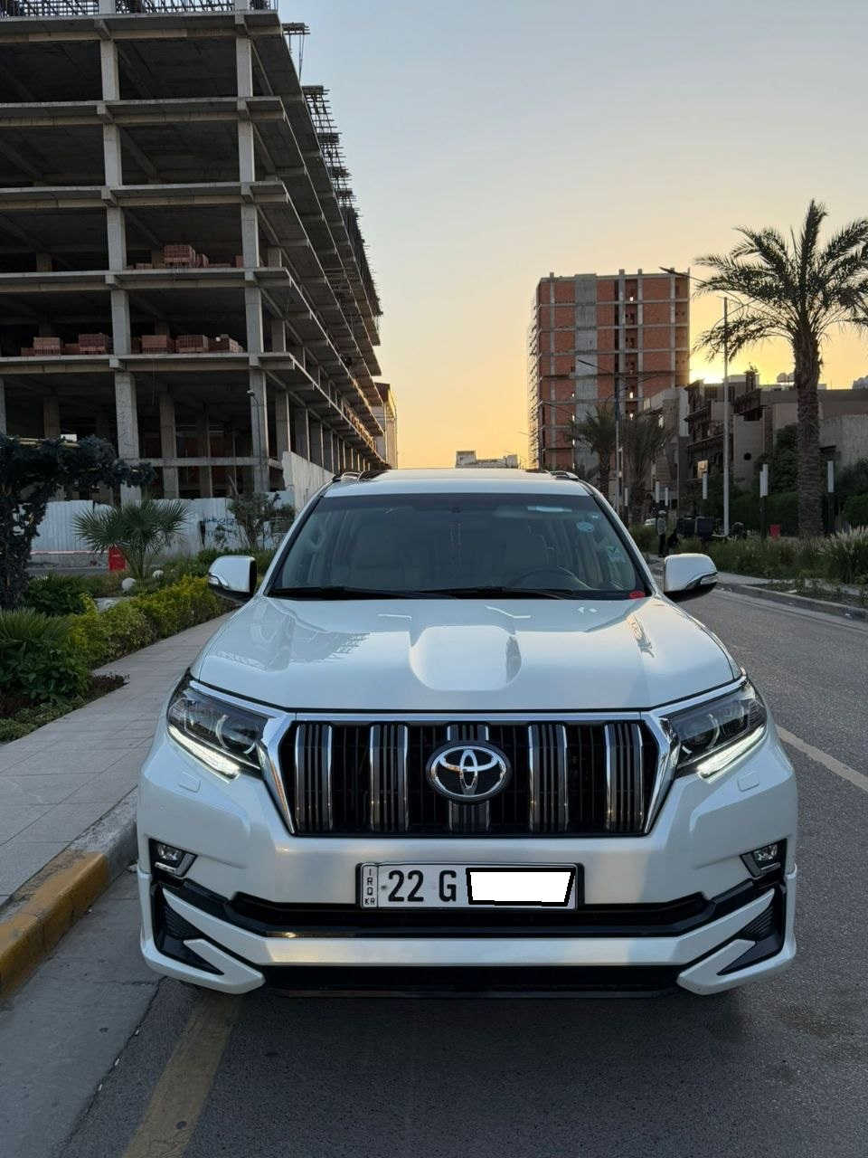 برادو 2023 VX رقم اربيل مكفولة وباسمنا  ضمان SAS  فول مواصفات 1/1 رقم شبه مميز اربيل

باب اول دبل ماوس ستيرن كهرباء 

داخل جل 

تبريد بالكشنات 

7 راكب 

6 سلندر 

بصمة وتشغيل عن بعد 

ماشية 50 

السيارة جديدة وبدون صبغ وبدون بارد وتبديل 

للبيع بسعر 46500$ بيهه جال بسيط 

الاتصال على هاتف ***********

العنوان /بغداد
