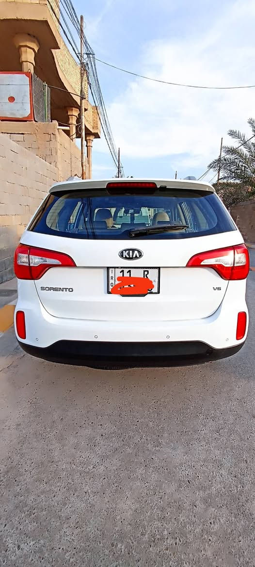 ياالله سلام عليكم تحيه طيبه 
اللبيع سورنتو موديل 2015
 فولل مواصفات مكفواله كفاله
مرقم بغداد نكايزي سنويه مجدده ال 2031 بسمه 
عامه تشقل وتمشي ماناقصه اي شي 
مواصفات 
حساسات ماميه حساسات خلفيه 
بردات بلاديه
بصمت تشقيل 
بصمت ابواب
بصمت صندوق ذكي
تحكمات ستيرن جهتين 
شاسه بلاديه 
شاشه تبريد 
كشانه كهرباء 
7 راكب 
تخم تايرات جديديه

6 سلندر 
خير من الله 
السعر 185 وبي مجال اخوان لا تعاملني جوه 180 
***********
عنوان الانبار فلوجه
