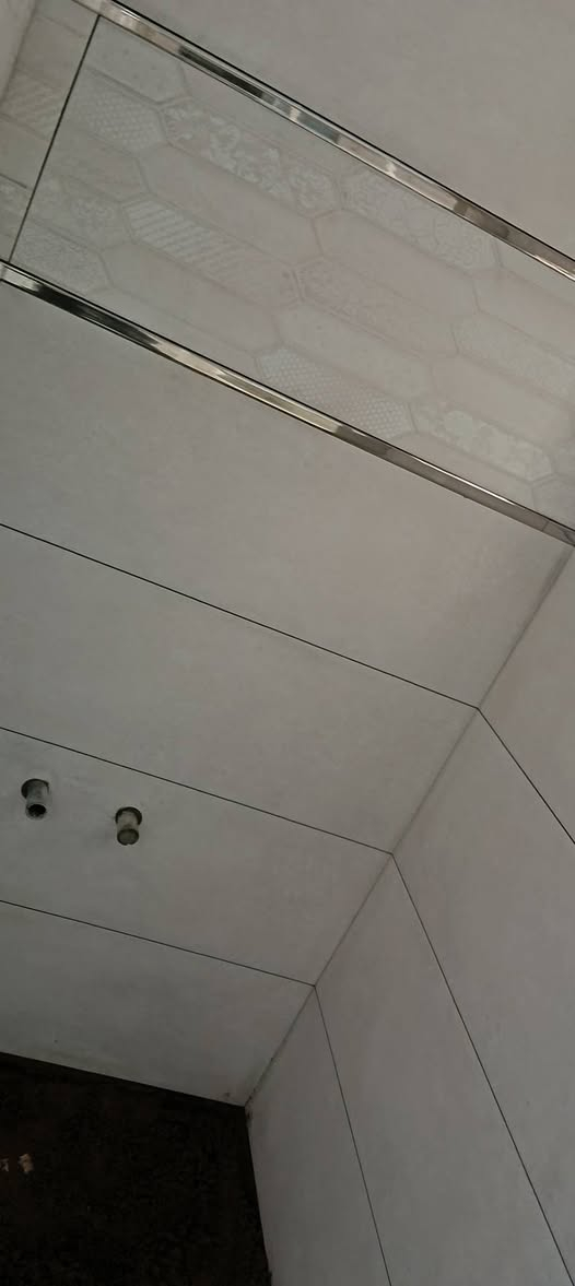 السلام عليكم صفاف كاشي وسيراميك متفرغ ***********
