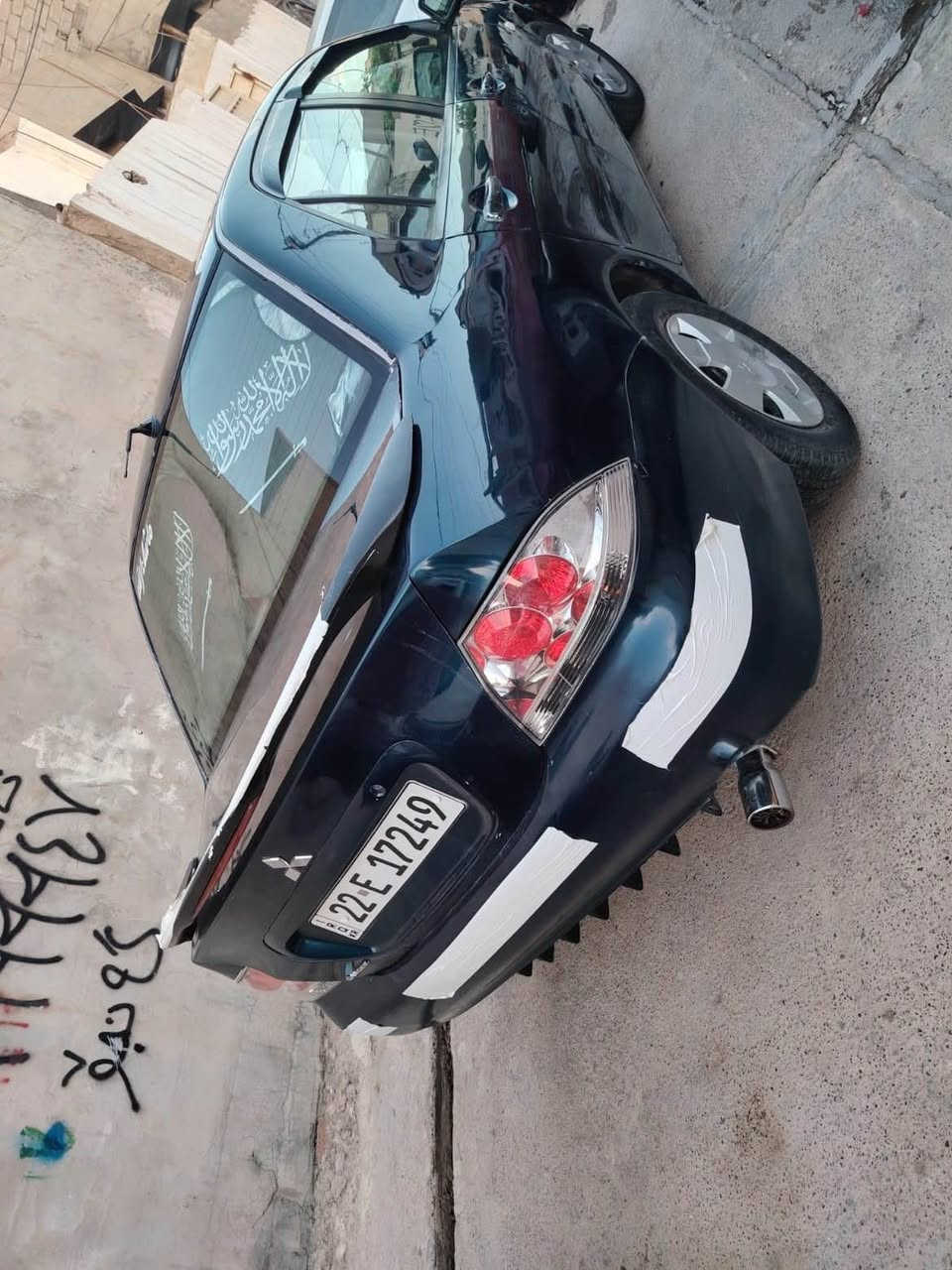 ئەم لانسەرەمان هەیە بؤ فرؤشتنە سعری 64 وەرەقەیە کەمیک معامەلەی تیدایە مؤدیل 2008 گیر توماتیکە گیر و مەکینە و  تەبرید سارد و گەرم بەشەرتە رەقەم و سەنەوی نوییە سەنەوی تا 2029 مانگی 11 نوییە بەناوکردن تەحویل کردن بەشەرتە 70 غرامەی لەسەرە لەپاش معامەلەی بؤت دەگەریتەوە سەیارەکی هەتا بلیی جوان و جەئیزە بئ مەسروفە 4 تایەی نویی بؤی بەسترایە سبوغ عام کرایتەوە بؤ جوانی لیدرانەکی خەفیفی پیشەوەی هەیە بەبئ داخیلی بؤ زانیاری زیادتر تەلەفؤن بؤ ئەم رەقەمەی خوارەوە بکە *********** واتساپ عینوان ئەم سەیارە لە هەولیرە أربيل, العراق
