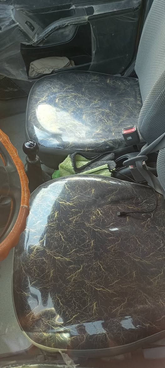 سلام عليكم ساينه موديل 20 نضيفه معنه الكلمه بيه صفحه صبغ معمره ع اخر حبايه مابيه نقص برغي مكينه كير كفاله
رقم ***********  سعر 35 المكان كوت
