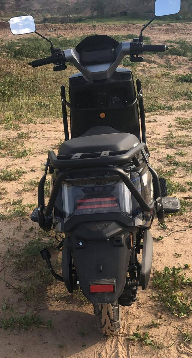 ماطور شحن
موديل 2025

حجم 12

6 بطاريات

بريكات دسكات

كهربائياته كلها شغاله

نظافة 100‎%‎

سعر 000. 750 وبيها مجال قليل 

المكان بيجي قرية المزرعه 

هاتف / ***********
