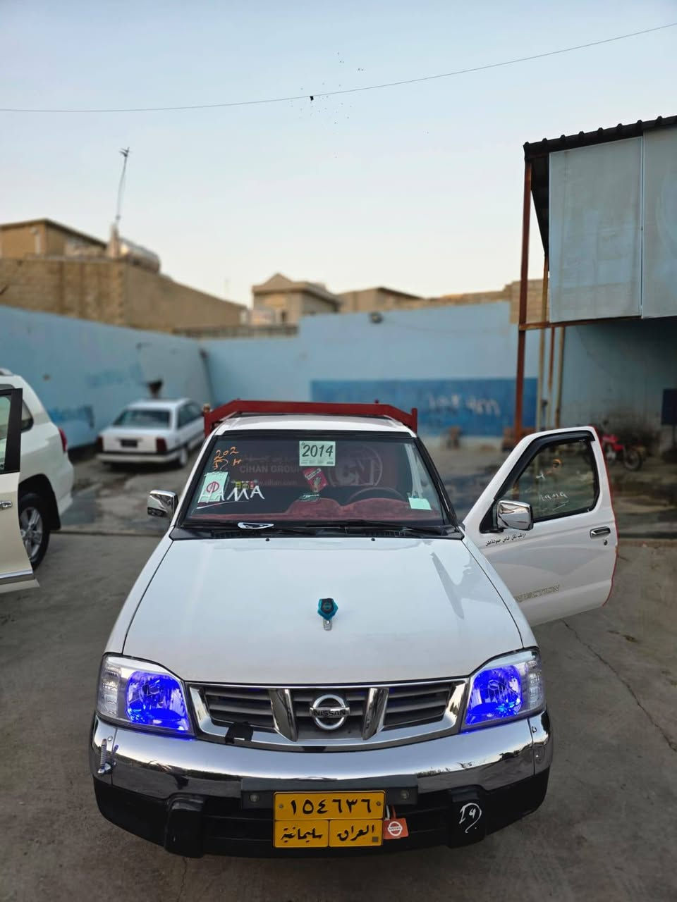 پیکاب نیسان مۆدیل 2007 بێ بۆیاخ گێڕڕو مەکینەو تەبریتو تەقەو ڕەقەی بەشەرت سەنەوی تازە بەسەر چوە چوار تایەی تازەی لەژێرە تەحویلو غەرامەو بڕاوە بەشەرت حازرە بۆ بارکردن.، ***********.،.، شوێن سەیدسادق حلبجة, السليمانية
