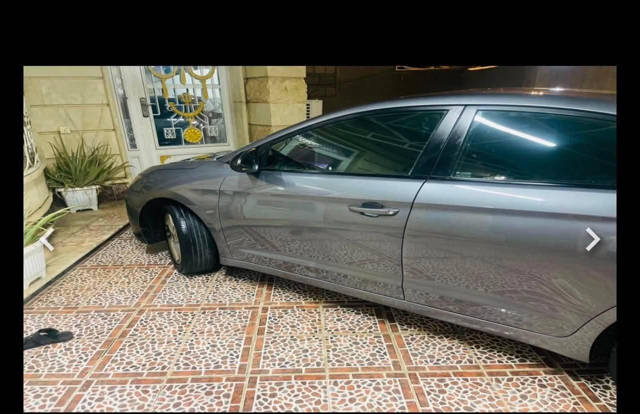 السلام عليكم  النترا موديل ٢٠١٩ 
مواصفات تحكمات ستير شاشه كبيره 
ويل كروم تحديد مسار رادار خلفي  كير  ٦ نمر atm
محرك 2.0
 
سيارة بأسمي رقم صلاح الدين 
محرك كير شرط 
تخم تاير جديد 
رادار امامي
مانع انزلاق
أوامر صوتيه
مثبت سرعه 
السعر ١٢٠ بي مجال 
ماشيه ٥٢ الف ميل


**إذا كنت صاحب هذا الإعلان وتريد حذفه لأي سبب، رجاءا أرسل رسالة إلى الدعم الفني**