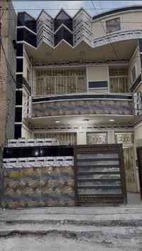 للبيع – بيت سكني طابق ونص موقع مناسب وبسعر مناسب  المواصفات:   • الواج...