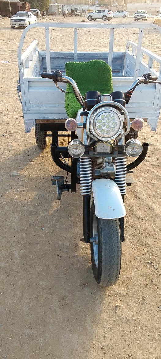 السلام عليكم ستوته 2012 اوراق اصولي مكينه مفتوحه ولفات فقط مكان شطره /***********
