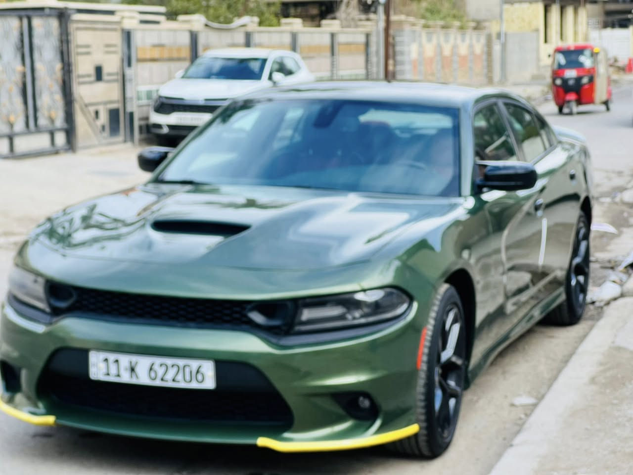 جارجرGT جيتي خليجي وكالة هارلم 
الموديل 2019 (خليجي)
 مكفوله من الفتح والتبديل بيها فقط صبغ فوك باب السايق بالتكمه شبر وبيها كم مكان بارد بدون فتح او تبديل 
رقم بغداد المحرك : 6 سلندر تو ويل
المواصفات فول 
شاشه كبيرة مع نظام ملاحة GPS 
سستم صوت البابين 
فتحة سقف (سلايد) 
مقاعد جلد رياضية لونين 
 مقعد السائق كهربائي 
 حساسات مع مانع تصادم خلفي . 
 تشغيل عن بعد 
شفتات ستيرن
 ستيرن كهربائي 
 دخول ذكي (بصمة)                                                 
مكاني بغداد البلديات
السعر 248 بيها مجال بسيط 
***********
