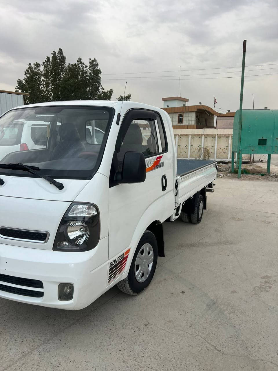 السلام عليكم
بنكو حمل 2017 للبيع رقم واسط سياره جاهزه مكفوله كفاله عامه تحويل مباشر سنويه ل 29 تحويل مباشر السعر 118$وبيه مجال بصيط مكان السياره بابل متحتيه 
***********/***********
