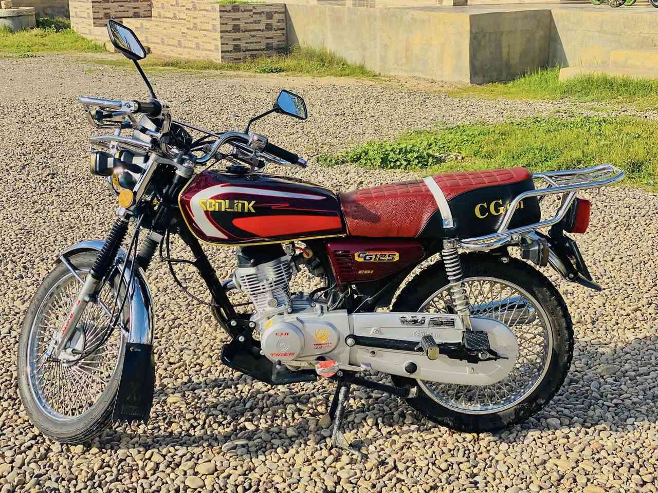 السلام عليكم تايكر للبيع 2020 سعر 750 بيه مجال شرط ما مفتوح رقم الهاتف ***********
