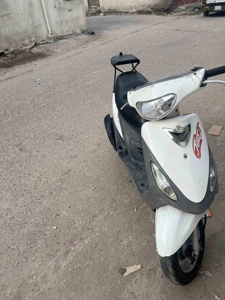 دراجه ماكسً قجمه مكينه بلاديه كلشي شغال بيه سلف هندر سعر 550 وبيه مجال قليل مكاني البصره الجمهوريه رقمي ***********
