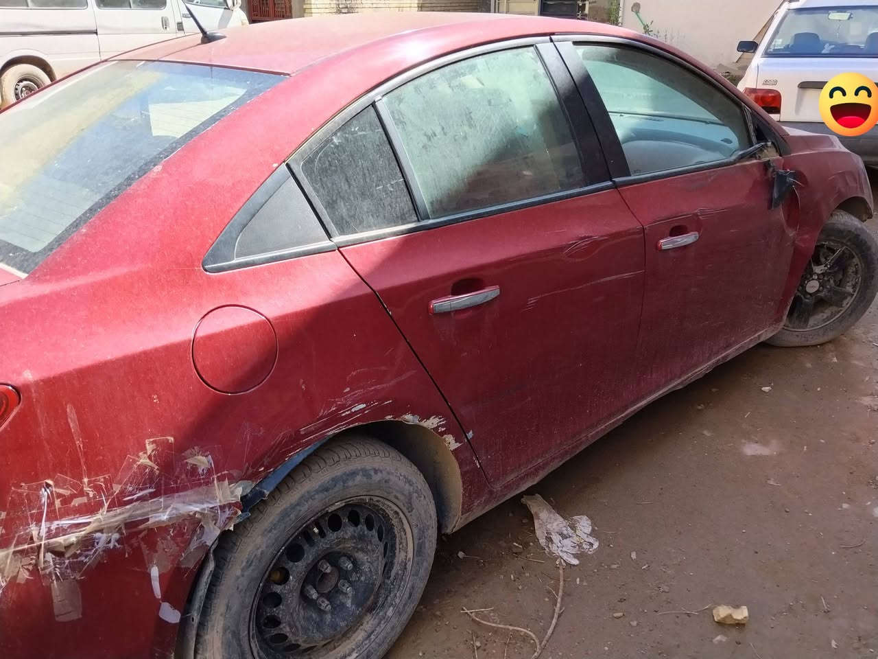 سلام عليكم بيع على الحادث السيارة كروز ٢٠١٠ خليجي محرك ١٦٠٠المرغوب السعر ٤٨$مستعجل على البيع متواجد على الواتساب ***********
