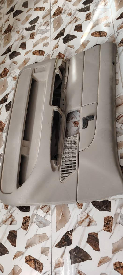 بطانة باب فكتوريا للطلب راسل خاص او اتصال *********** واتساب نفس الرقم
