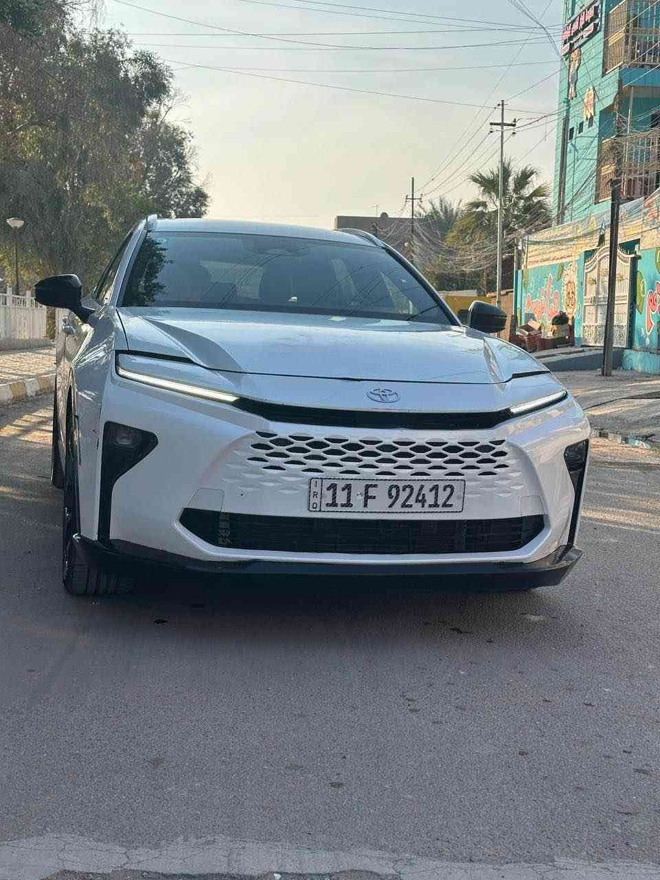✨ فرصة ما تتعوّض ✨مستعجل كلش

🚗 الموديل: كراون 2025
⭐ الفئة: XLE
💰 السعر: 270 دولار فقط ()

🔹 المواصفات:
 • محرك قوي واقتصادي
 • نظام دفع سلس ومريح
 • شاشة كبيرة + كاميرا خلفية
 • رادار / مثبت سرعة
 • مقاعد مريحة وتصميم فخم
 • استهلاك وقود ممتاز
 • السيارة نظيفة وجاهزة للاستخدام

📍 السيارة بحالة ممتازة حادث كلش حلو 
ملاحضه 
السياره ￼ بيها شخوط خفيفه و بيها قطرات حالوب غير واضحه بسيطه كلش
*********** بغداد, العراق
