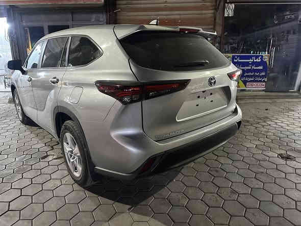 تويوتا هايلندر 2024  هايبو د سلفري مكينه 2500 تيربو تبديل جاملغ ايمن الشواصي والغود مكفوله الايرباكات سليمه الضرر كما موضح في الصور غير مرقمه تترقم اين ما 
ماشيه 16500 
يحب المشتري مجاني السعر 310 ورقه
ترقم عله الدوله مجاني الترقيم اي محافظه 
الاتصال على ابو ايمن ***********
