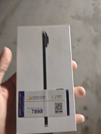 آيفون ١٧ اير • ٢٥٦ • مستعمل