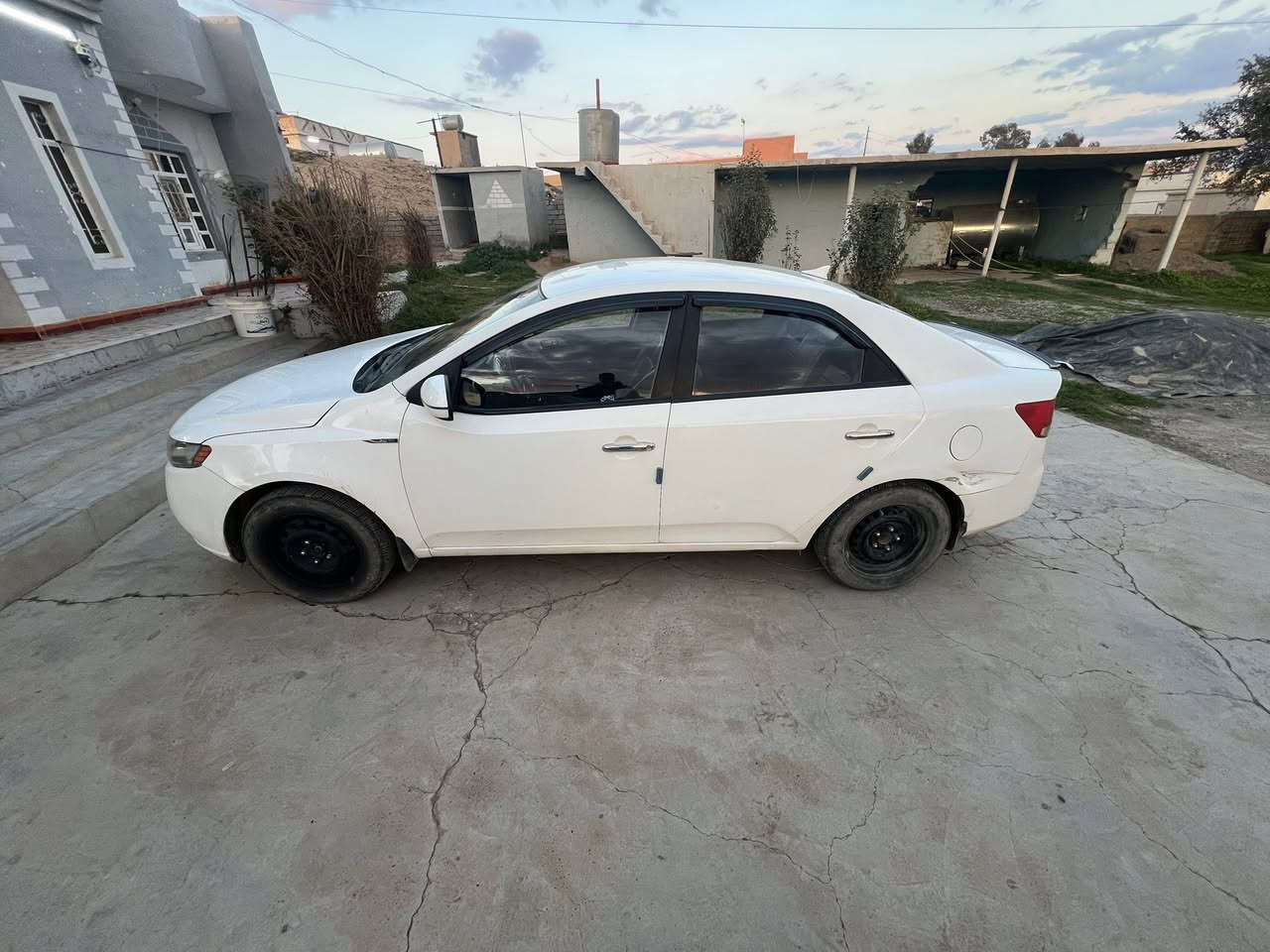 اسلام عليكم كيه سيراتو.مكصوص موديل 2012 للبيع
كلشي شغال بيه مابيه اي خلل السعر المطلوب 43 وبيه مجال او مراوس بمكصوص  مكان السياره الشرقاط

لاستفسار اتصال على الرقم: ***********
