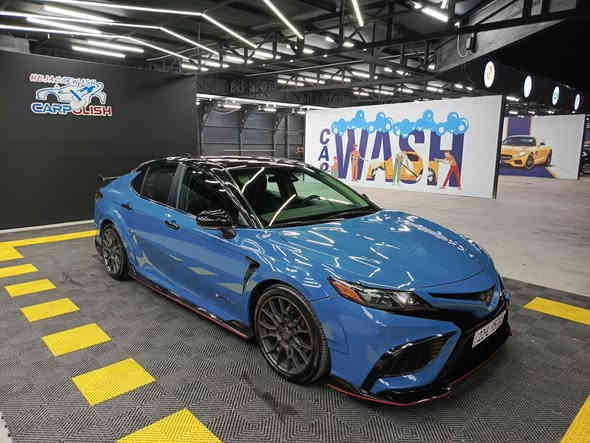 تويوته كامري تياردي موديل 2022
ماصوفات . شاشه حساس رادار مود يكو نورمال سبورت كوشن كهرباي سيارة وايبدوي ويل كروم لايت ليت و زينو سقف اسود بيلادي بل اخير…..
ضرر. بيها ثلاثا قطعات صبغ بدون دواخل و بدون يرباك حجر و رادار شركة ماشي80 الف سيارة سپورتي 
سيارة العراق كامل بيها ثلاثا قطعات واحد بل بغداد و الثاني بل اربيل هاي يمي يعني نفسي ماصوفات و واي بودي 
*********** اكر
