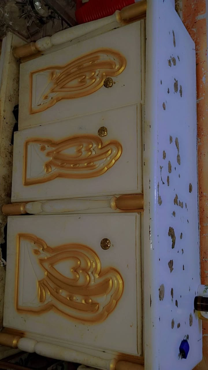 غرفه نوم للبيع  حجمها كبير  صاج عراقي المكان ذي قار قضاء دوايه السعر 600


**إذا كنت صاحب هذا الإعلان وتريد حذفه لأي سبب، رجاءا أرسل رسالة إلى الدعم الفني**