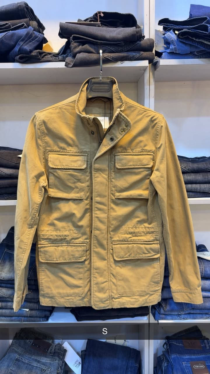 كسر قماصل اوربي 
قياسات داخل صورة 
العنوان الحرية أولى شارع مختار 
كرار خليجي 
***********
