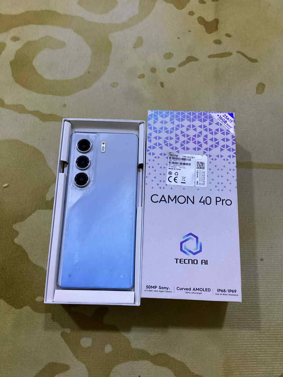 السلام عليكم
تيكنو كامون 40 برو 5جي
ذاكرته 256 رام 12+12 معالج دايمنستي قوي يشغل العاب 90 فريم شاشة 144هرتز جهاز ظد الكسر و الماء ما مفتوح سعره225الف ديالى بعقوبة التحرير 
الاستفسار /***********
