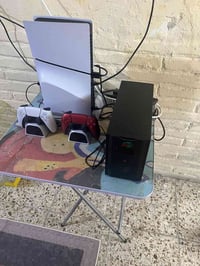 بلي  فايف للبيع جوستكات ٢ جدد يوبي اس قاعده بلي استعماله شهرين فقط واح...