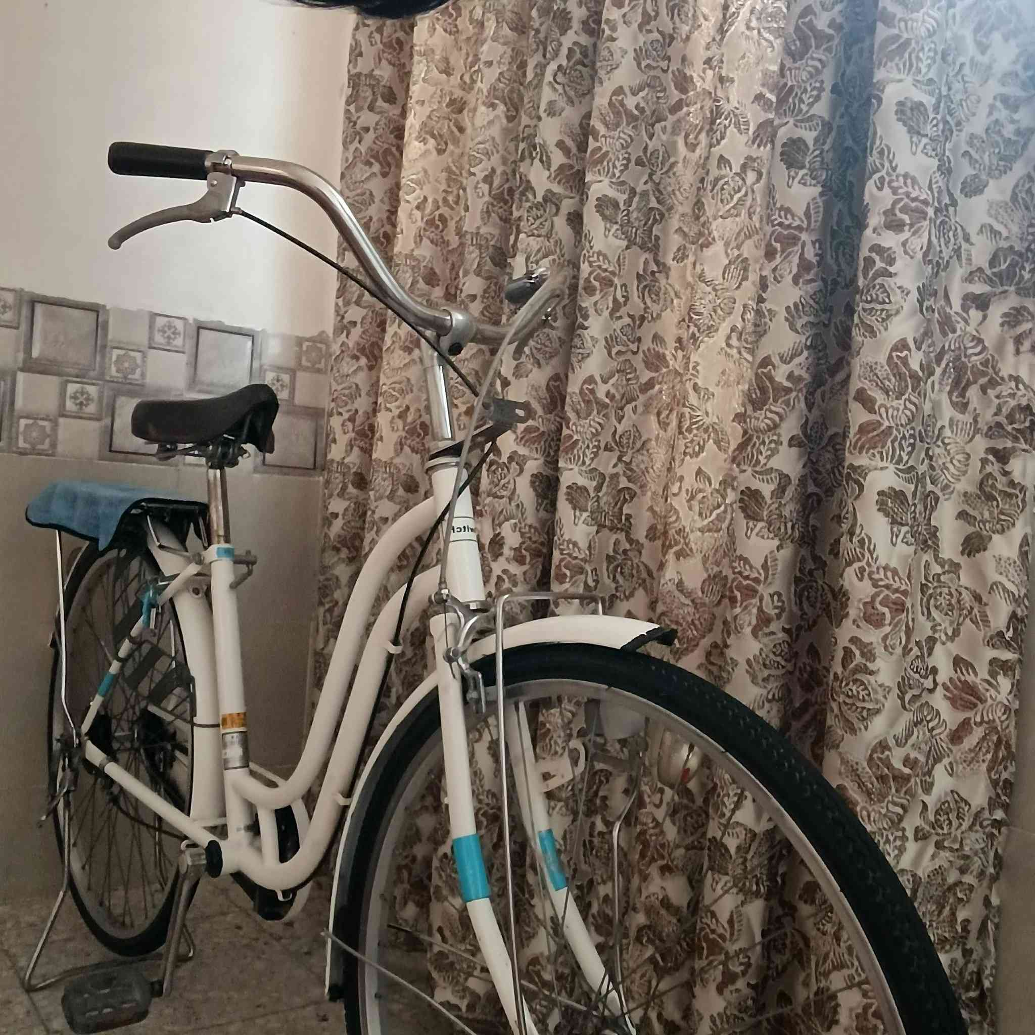 سلام عليكم
بيسكل يباني 
مديل٢٠/٢٠
كفلا
‏‪***********‬‏
